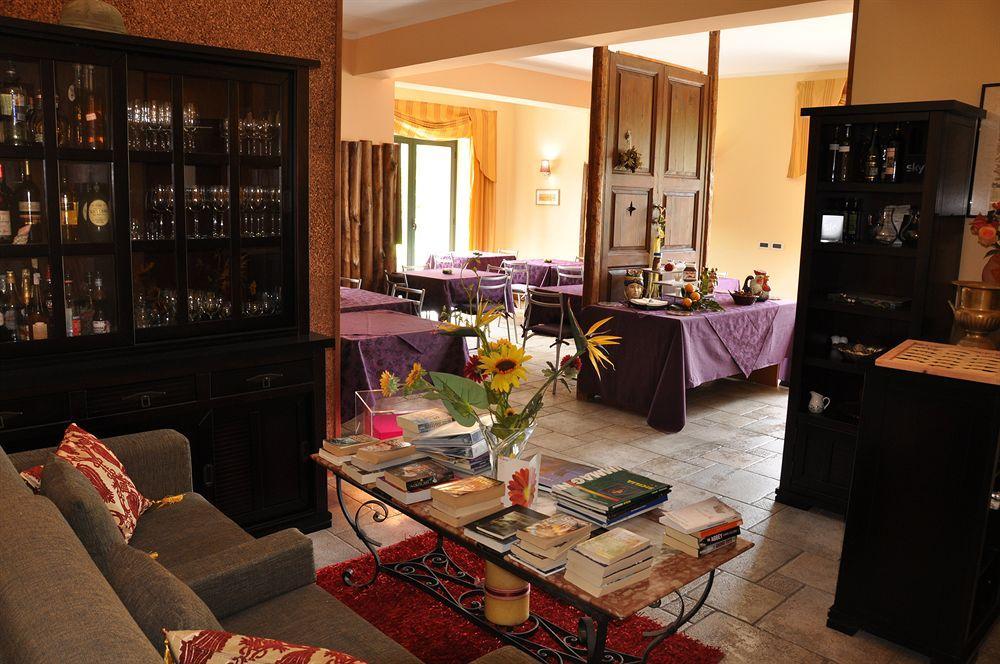 Casale Romano Resort E Relais Motta Camastra المظهر الخارجي الصورة