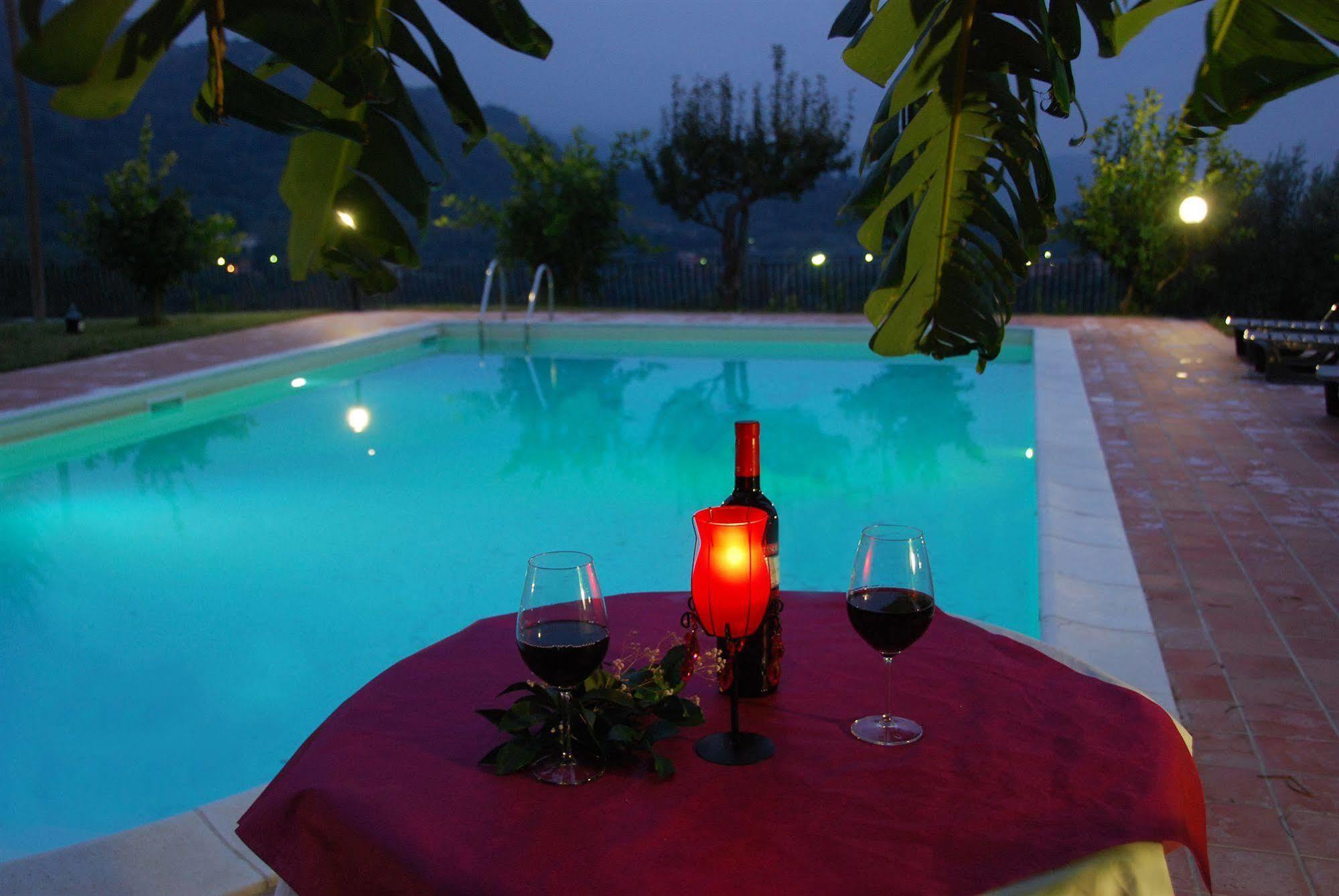 Casale Romano Resort E Relais Motta Camastra المظهر الخارجي الصورة